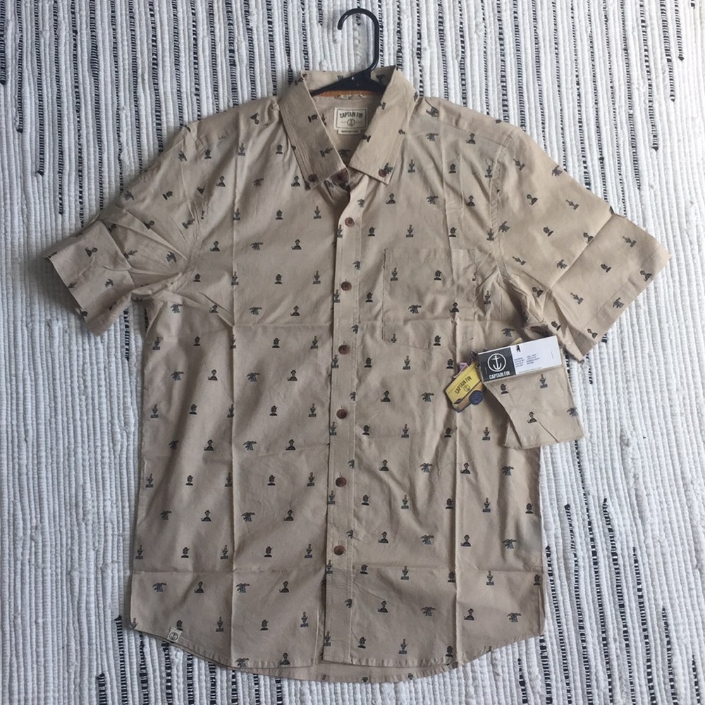 Captain Fin button up